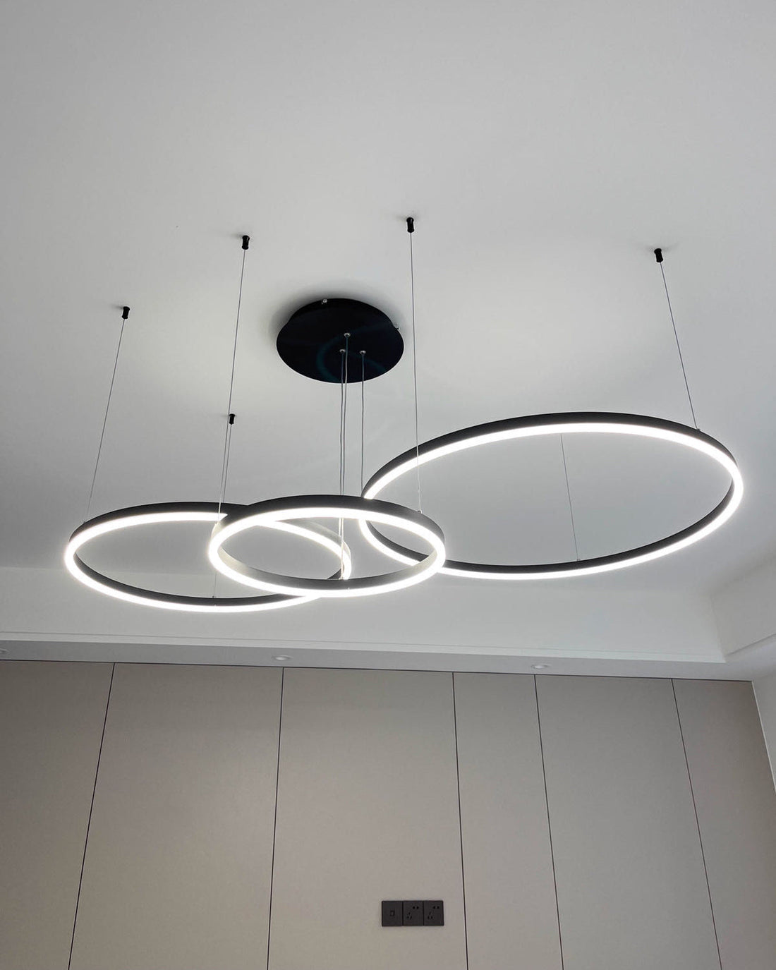 Multi-Ring LED Chandelier - LM1021 - Lumora