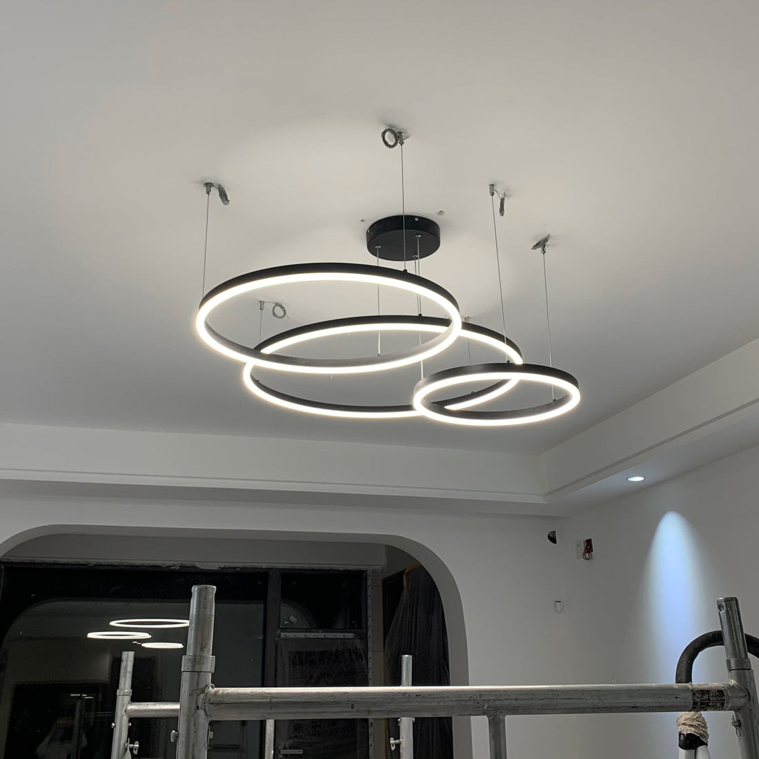 Multi-Ring LED Chandelier - LM1021 - Lumora