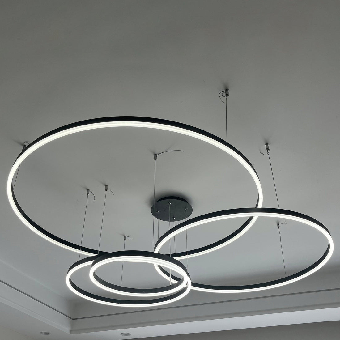 Multi-Ring LED Chandelier - LM1021 - Lumora