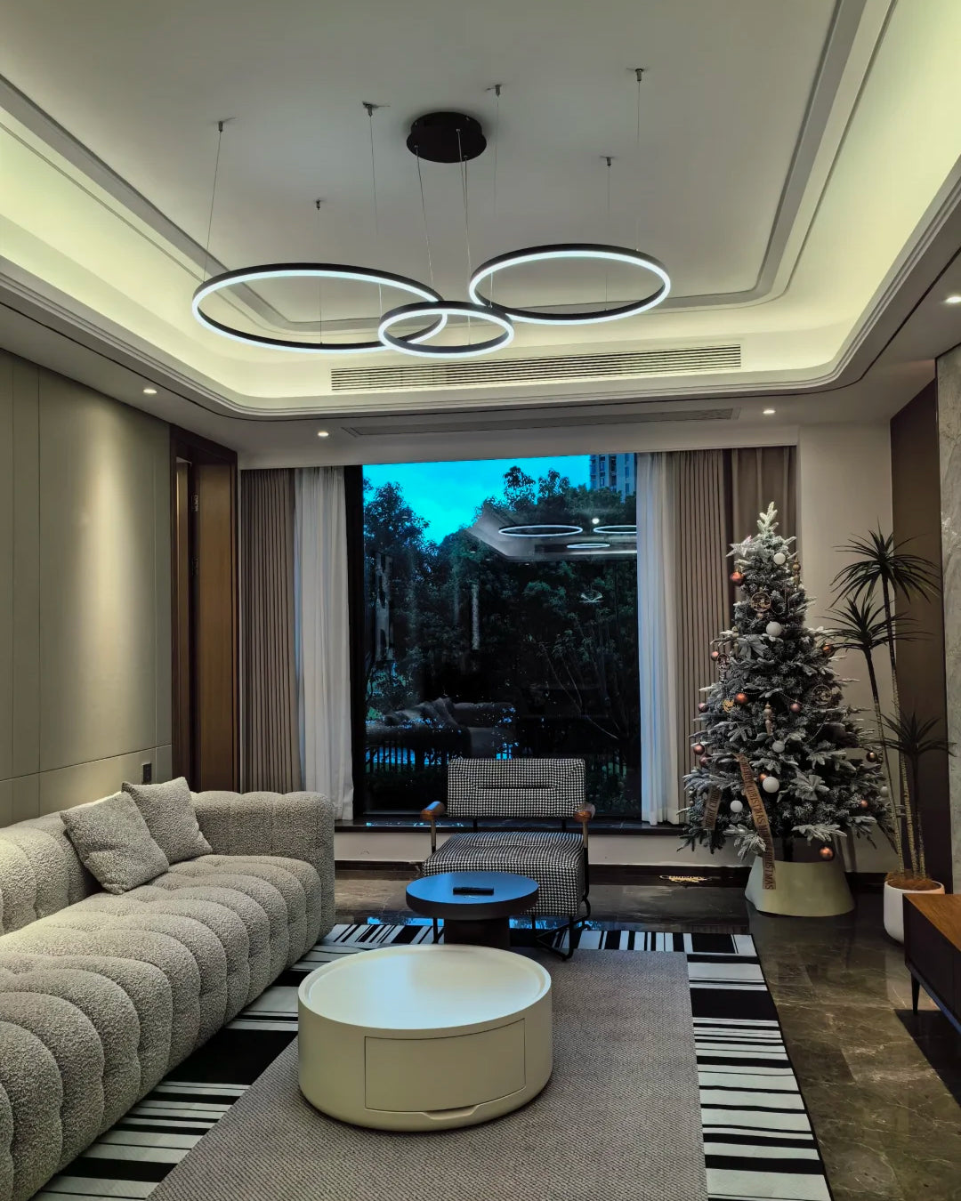 Multi-Ring LED Chandelier - LM1021 - Lumora