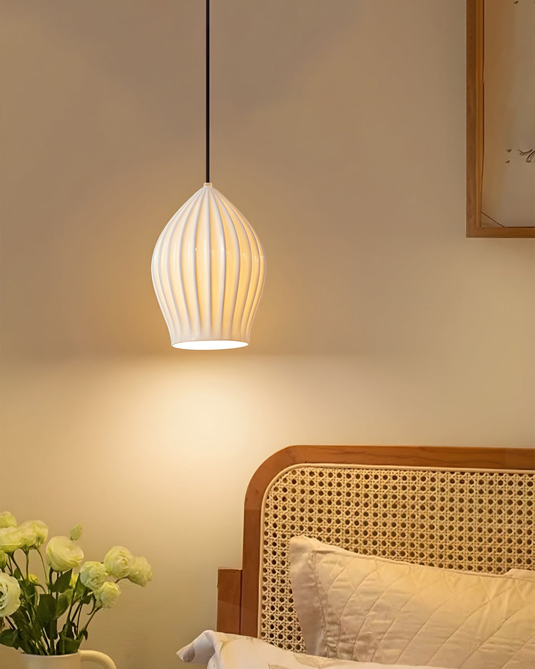 Aurora Luxe Ribbed Ceramic Pendant Light - LM1084 - Lumora