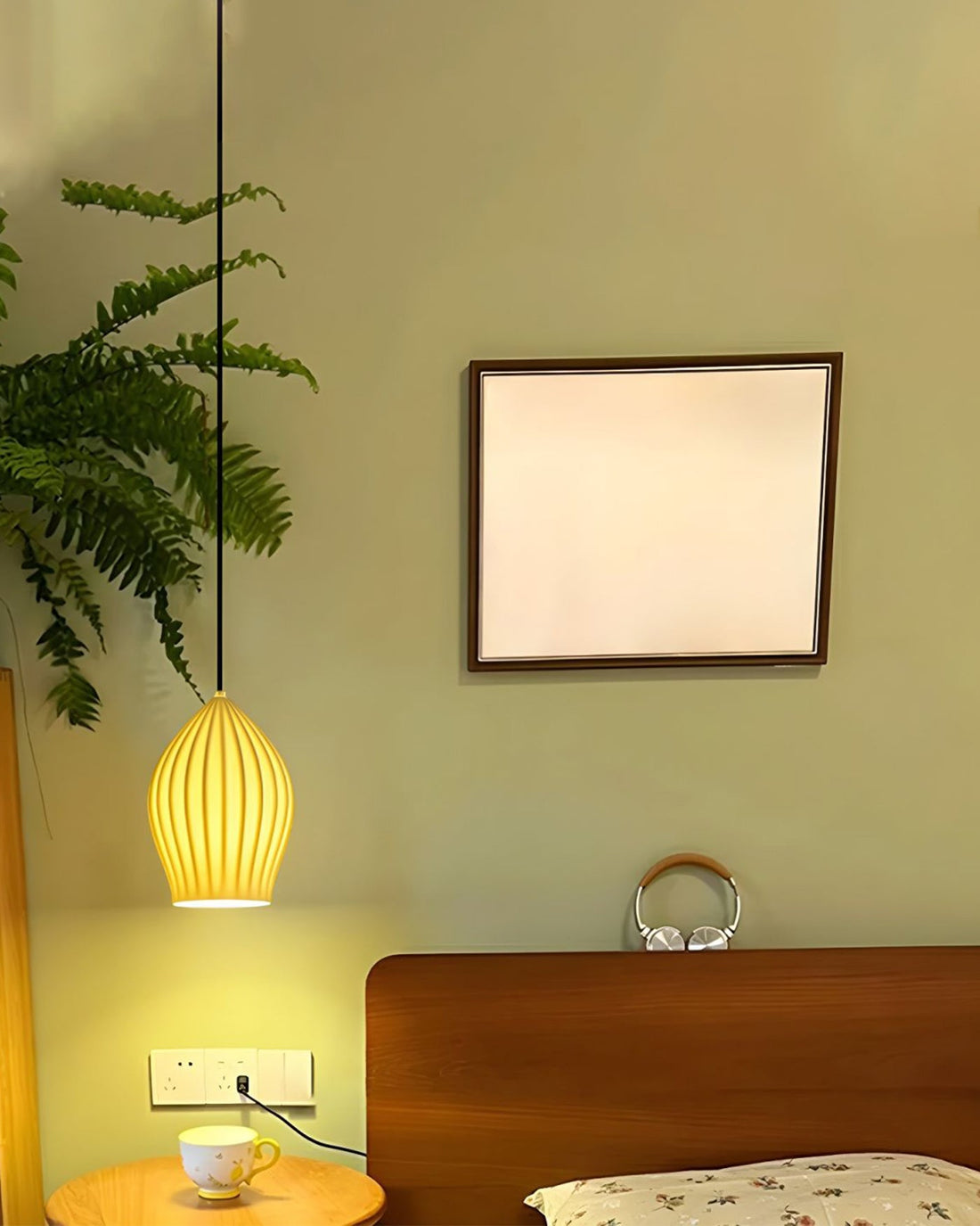 Aurora Luxe Ribbed Ceramic Pendant Light - LM1084 - Lumora