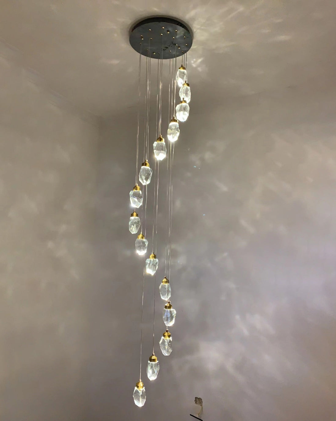 Cascading Crystal Pendant Chandelier-LM1040 - Lumora