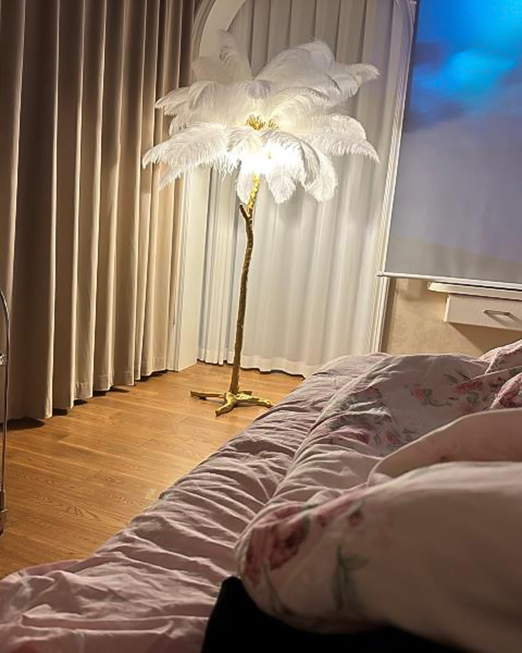 Ostrich Feather Luxury Floor Lamp - LM1016 - Lumora
