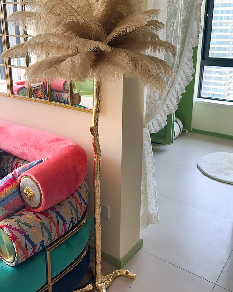 Ostrich Feather Luxury Floor Lamp - LM1016 - Lumora